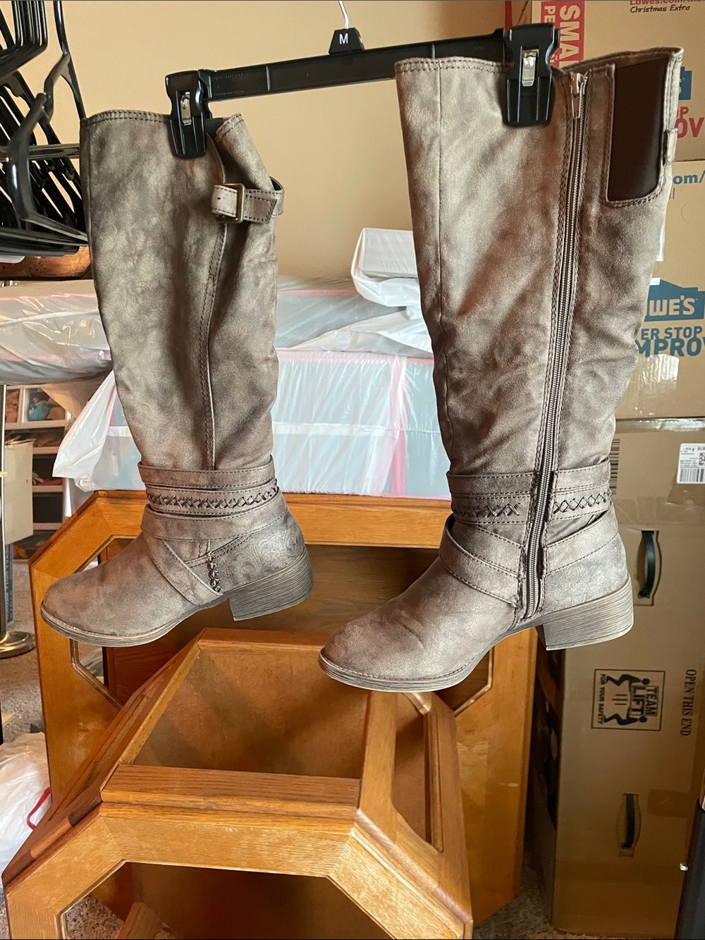 Sugar brand Tall Women’s Riding Boots in Taupe with Decorative Strap